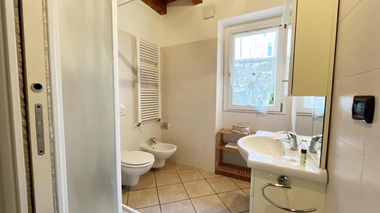 La Casa Di Gio - Affitti Brevi Italia Daire Lecco Dış mekan fotoğraf